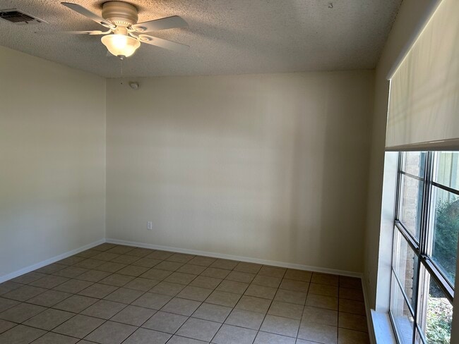 Photo - 309 Briarwood Dr