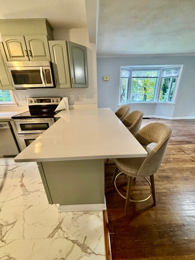 Photo - 3327 Alpine Dr