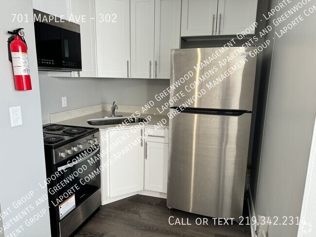 Building Photo - Maple Commons Rental