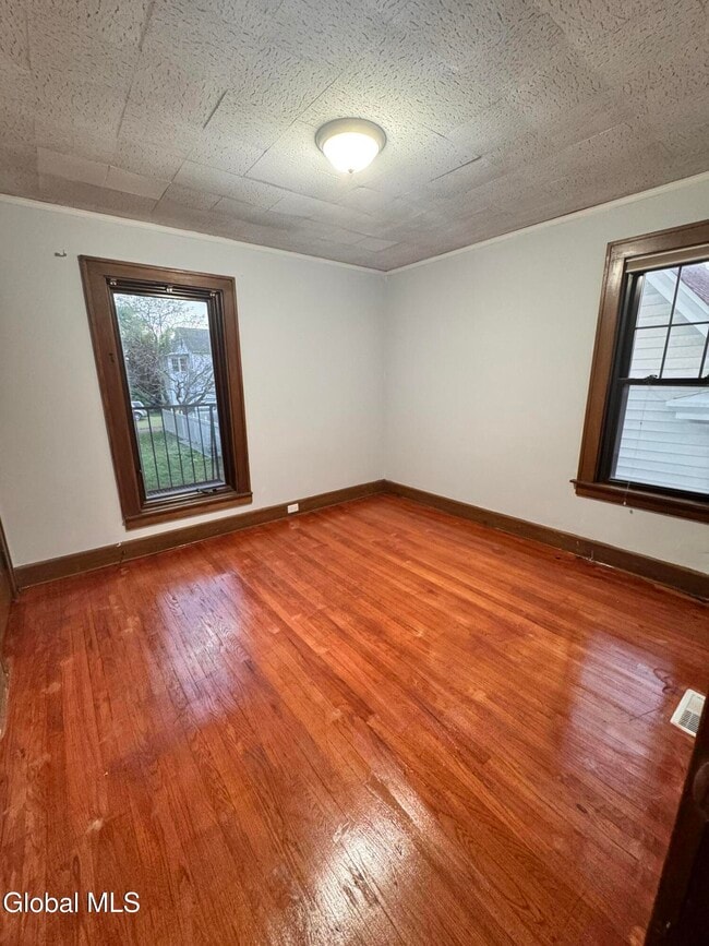 Photo - 405 Manning Blvd Unit 1FL