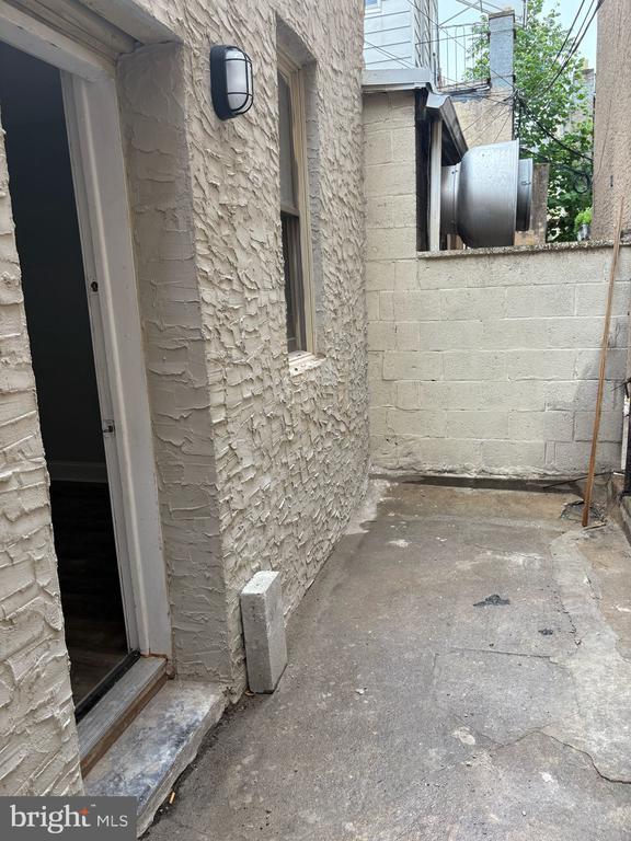 Building Photo - 1535 S 10th St Unit 1 Rental