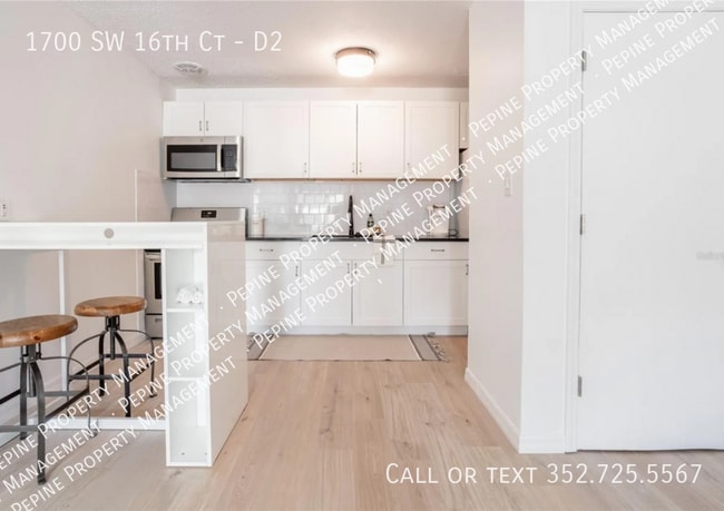 Photo - 1700 SW 16th Ct