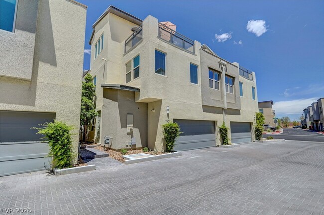 Photo - 11401 Gravitation Dr