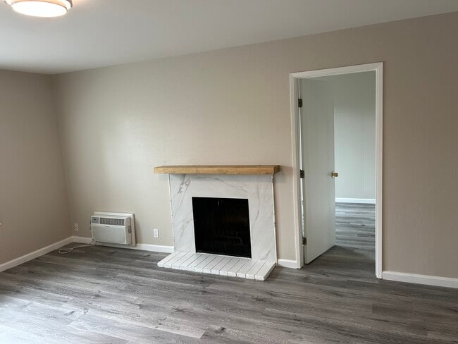 Living room - 250 Chilpancingo Pky Unit #5