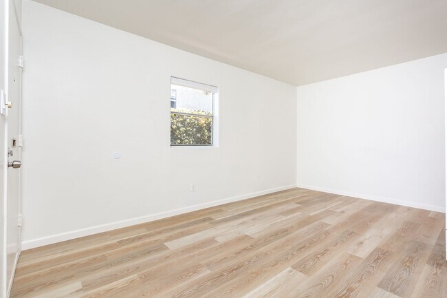 Photo - 4601-4607 Muir Ave. Unit 4607 Muir Ave.