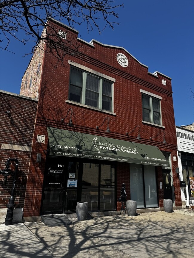 Building Photo - 5414 N Broadway