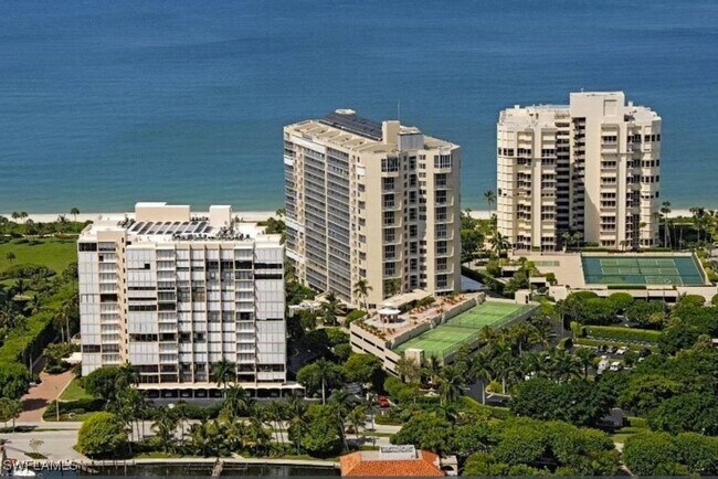 Photo - 4041 Gulf Shore Blvd N Unidad 105