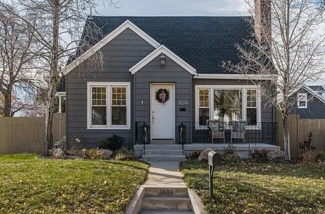 Photo - 1684 Browning Ave