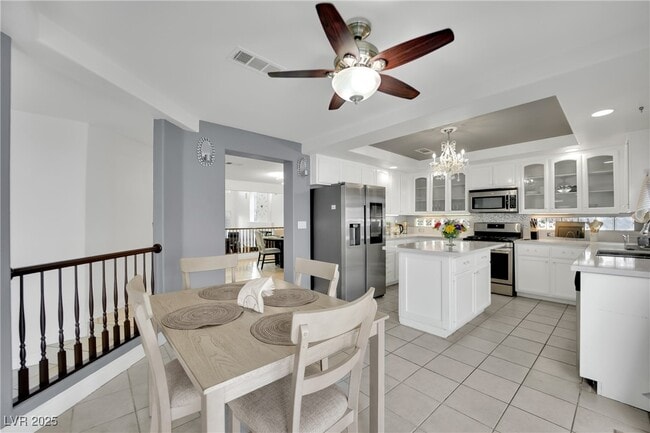 Photo - 1860 Autumn Gold Ave