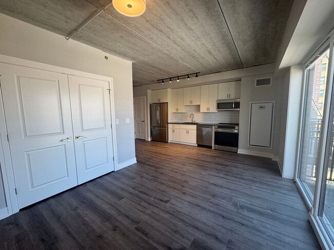 Photo - 952 W Carmen Ave Unit 952-806