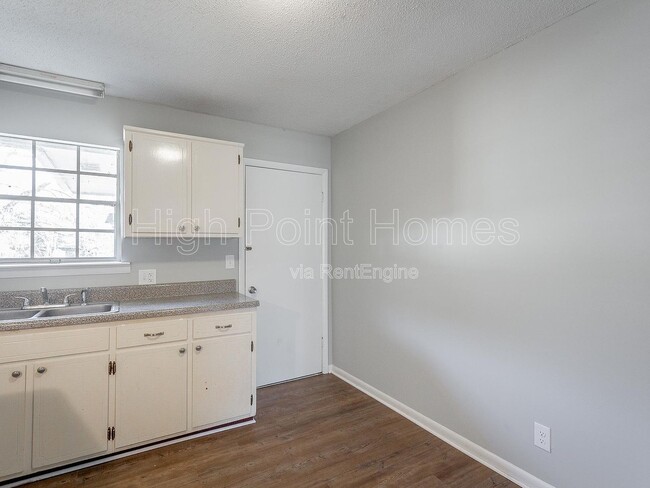 Photo - 125 Swafford Rd Unit B