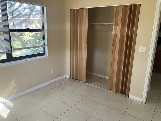 Photo - 530 Grapefruit Ave