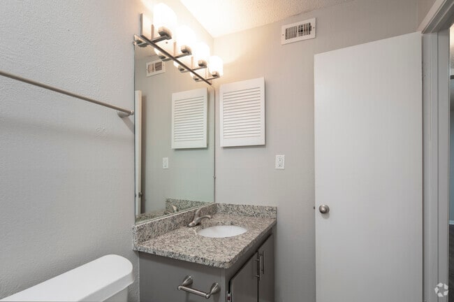 1 bed, 1 bath, 850 sq ft