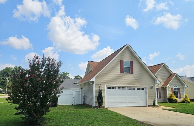 Photo - 7796 Buttonwood Ave