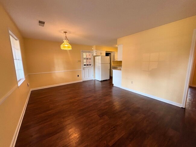 1662 Vera Cruz St