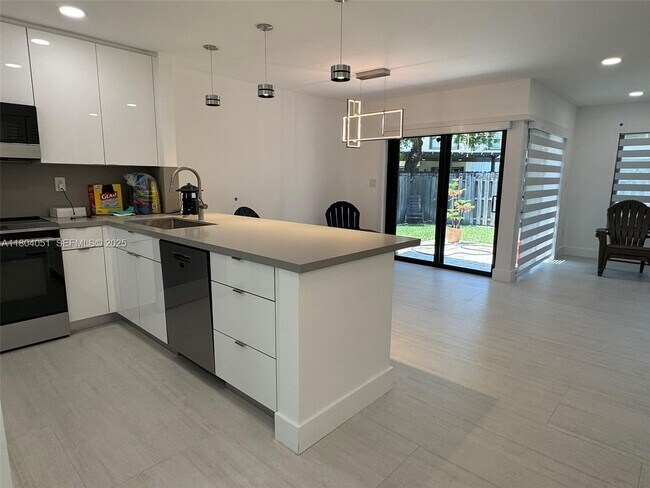 Photo - 12721 SW 68th Terrace