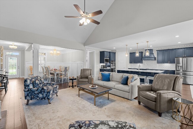 Photo - 112 Summer Walk Ln