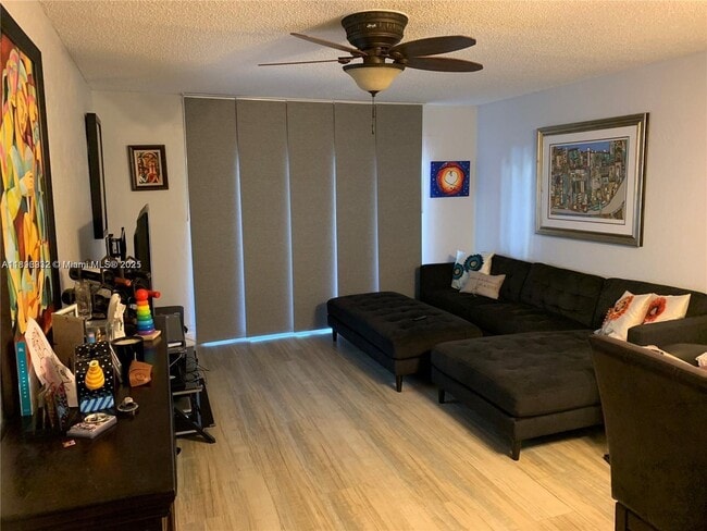 Building Photo - 7840 Camino Real Unit P107