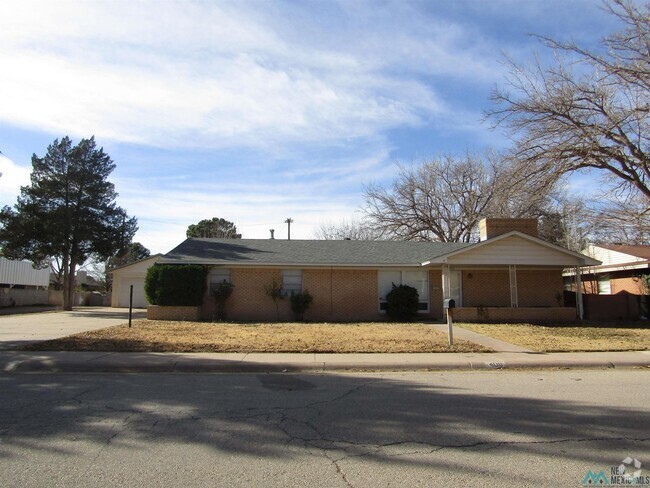 Building Photo - 408 S 15th St Rental