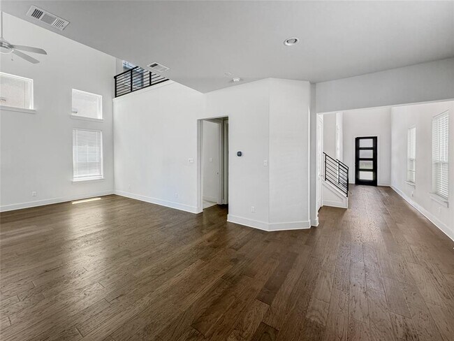 Photo - 1208 Westborough Ln