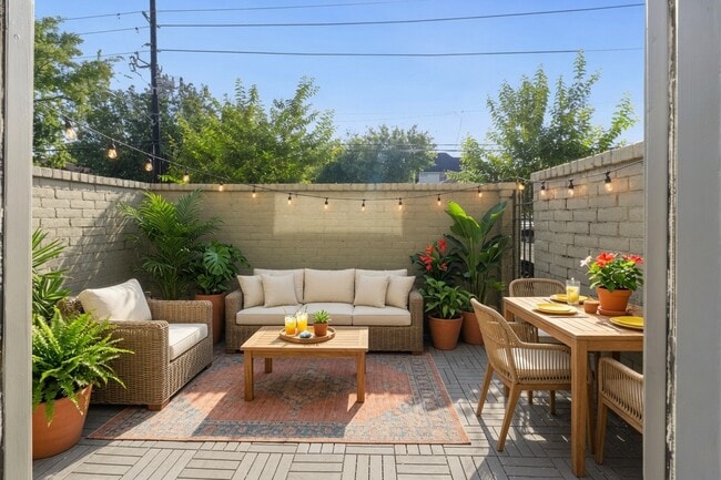 Photo - 2213 Stanford St Unit 2213