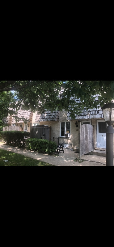 Building Photo - 24023 W Oak St Rental