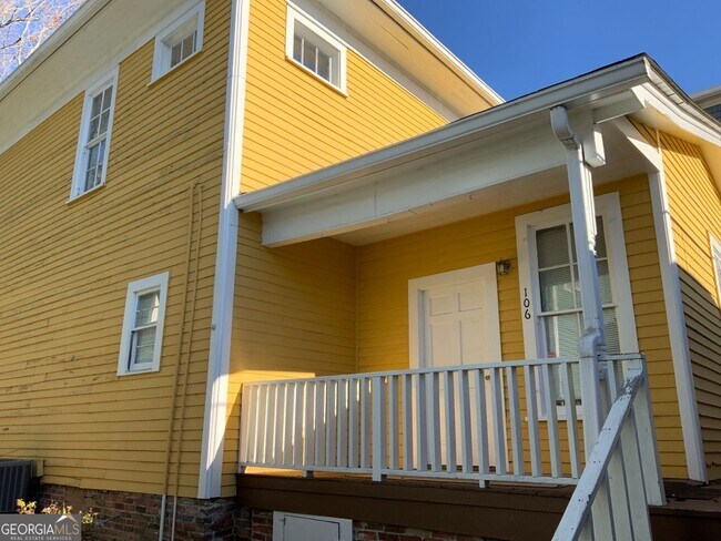 Photo - 106 E 5th Ave House