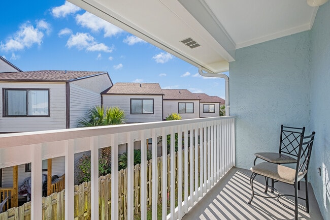 Photo - 17642 Front Beach Rd