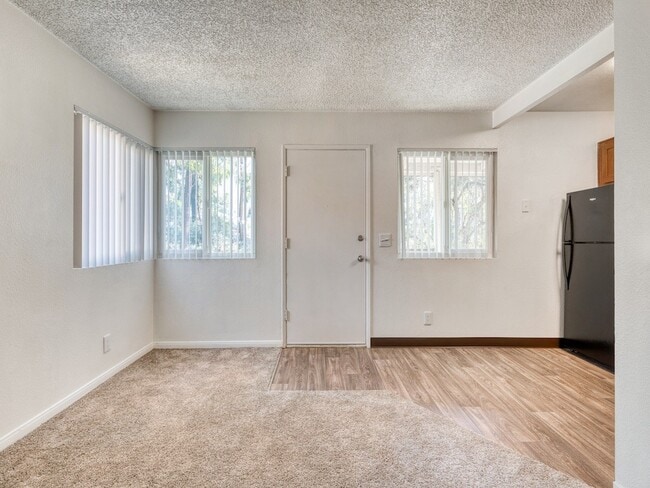 Entrance to Peppertree Apartments