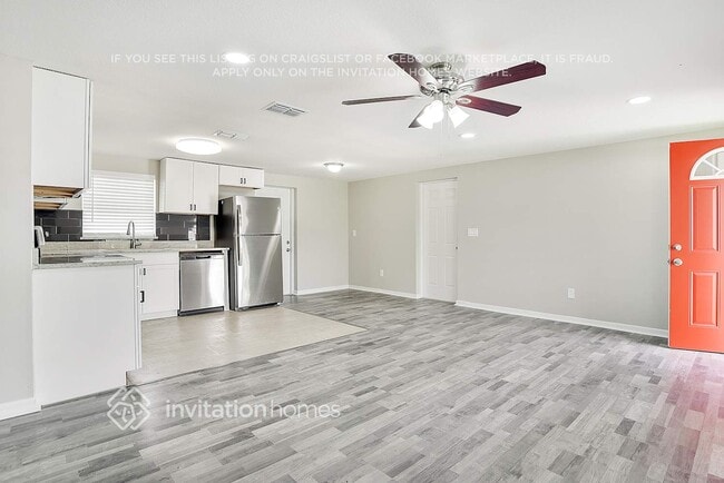 Photo - 201 Spring Lake Cir