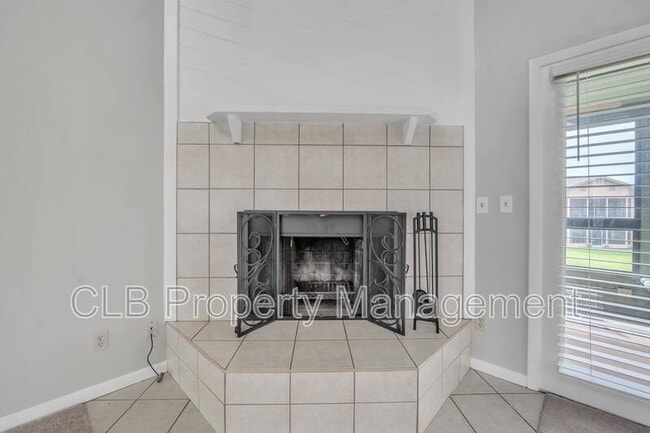 Photo - 114 Blue Heron Dr Unit D
