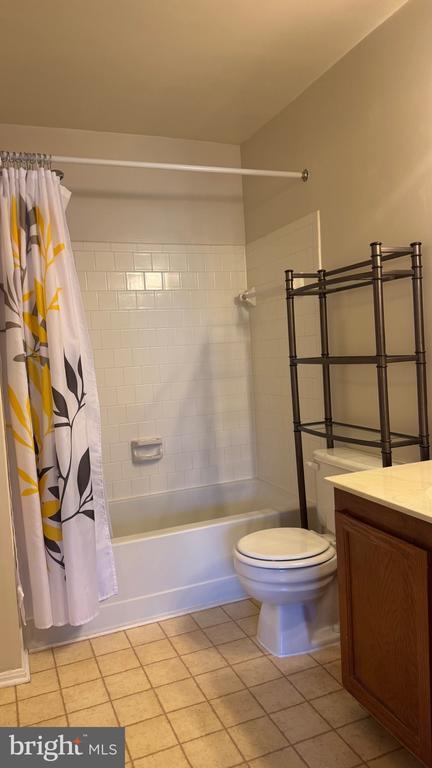 Building Photo - 7723 Inversham Dr Unit 137 Rental