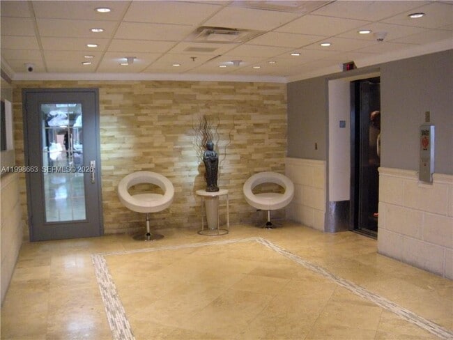 Photo - 7545 E Treasure Dr Unit 2K