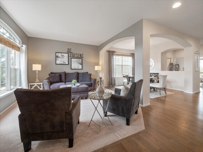 Photo - 1048 Orion Way