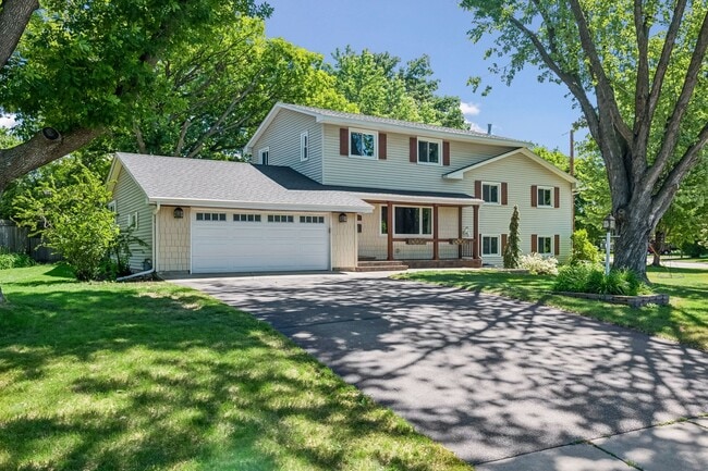 Building Photo - 6013 Porter Ln