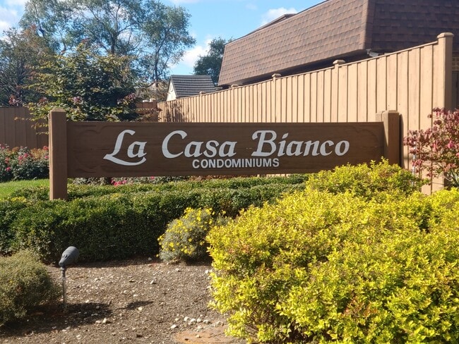 Photo - 9703 Bianco Terrace Unidad B