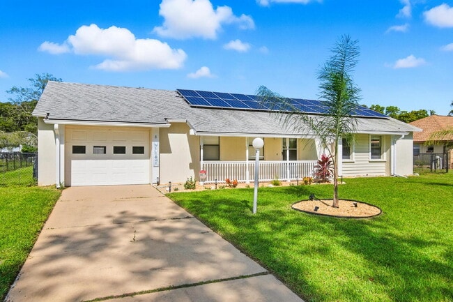 Building Photo - "Charming 3-Bedroom Oasis with 2 Baths on ...