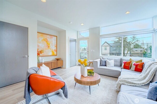 Photo - Seward Park Modern 2-Bedroom Home