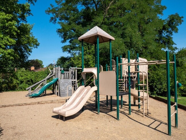 Photo - Prime Apartments and Townhomes at White Oak