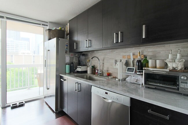 Photo - 545 N Dearborn St Unit 1107