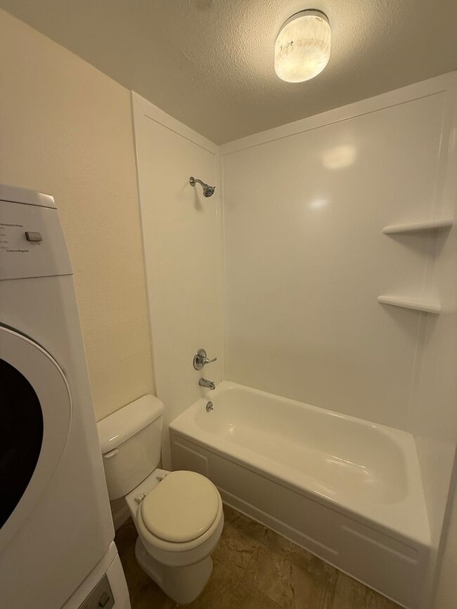 Photo - 405-407 E. Simpson Street Unidad 407 E. Simpson Street, 1A