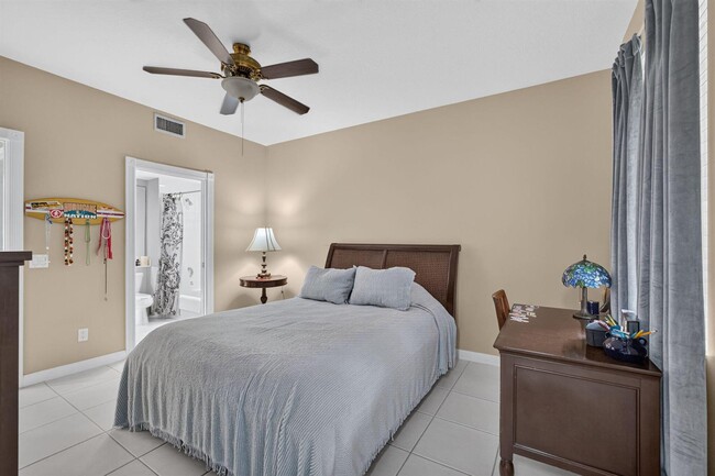 213 Barcelona Dr