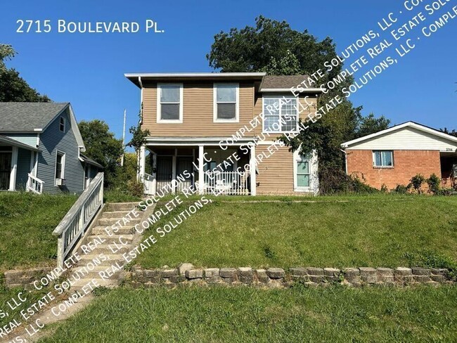 Photo - 2715 Boulevard Pl Casa