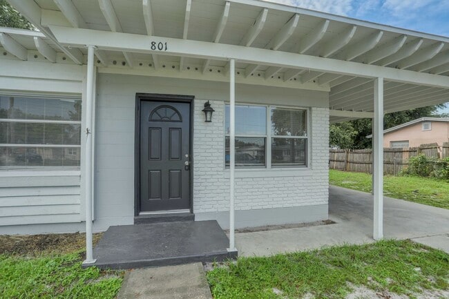 Photo - 801 Egan Dr