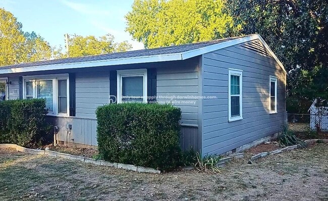 Photo - 1108 Oklahoma Pl