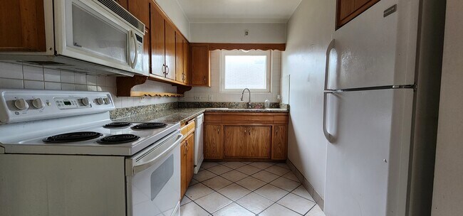 Photo - 6801 13th St Unidad 2E Rental