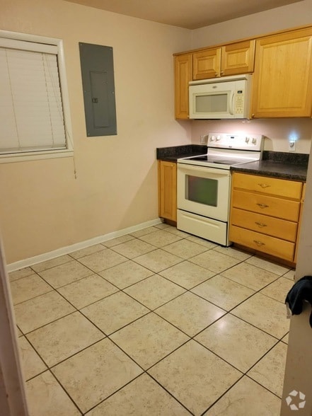 Building Photo - 1505 Hudson St Rental