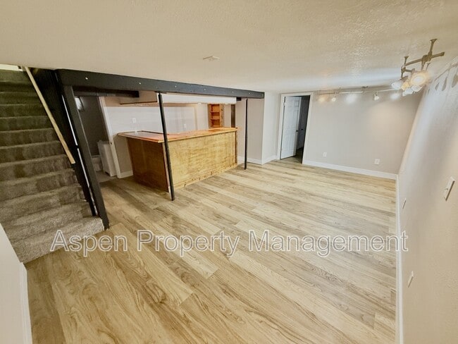 Photo - 1704 Parkway Dr