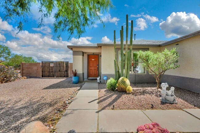 Photo - Private Pool Oasis on a Spacious Quarter-Acre Lot in Star Valley Village!!