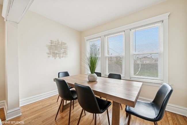 Photo - 2542 N Long Ave